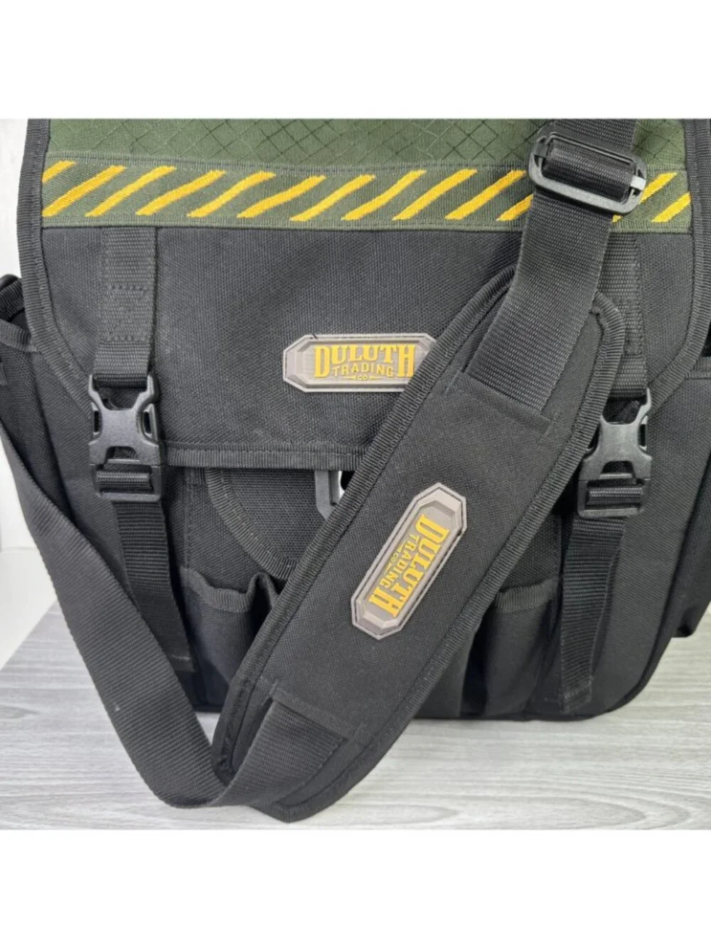 Duluth Trading Messenger Tool Bag Cab Commander 2 Utility Work Ripstop Canvas